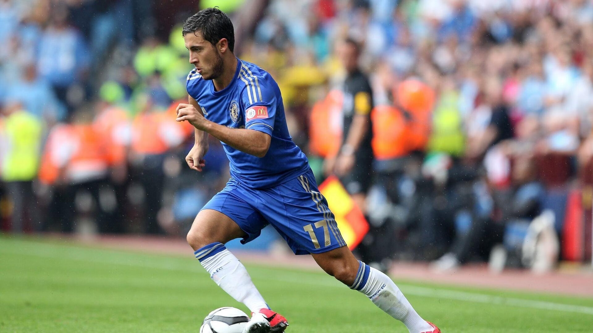 布鲁诺闪电破门,尼斯三球粉碎秘鲁悬念