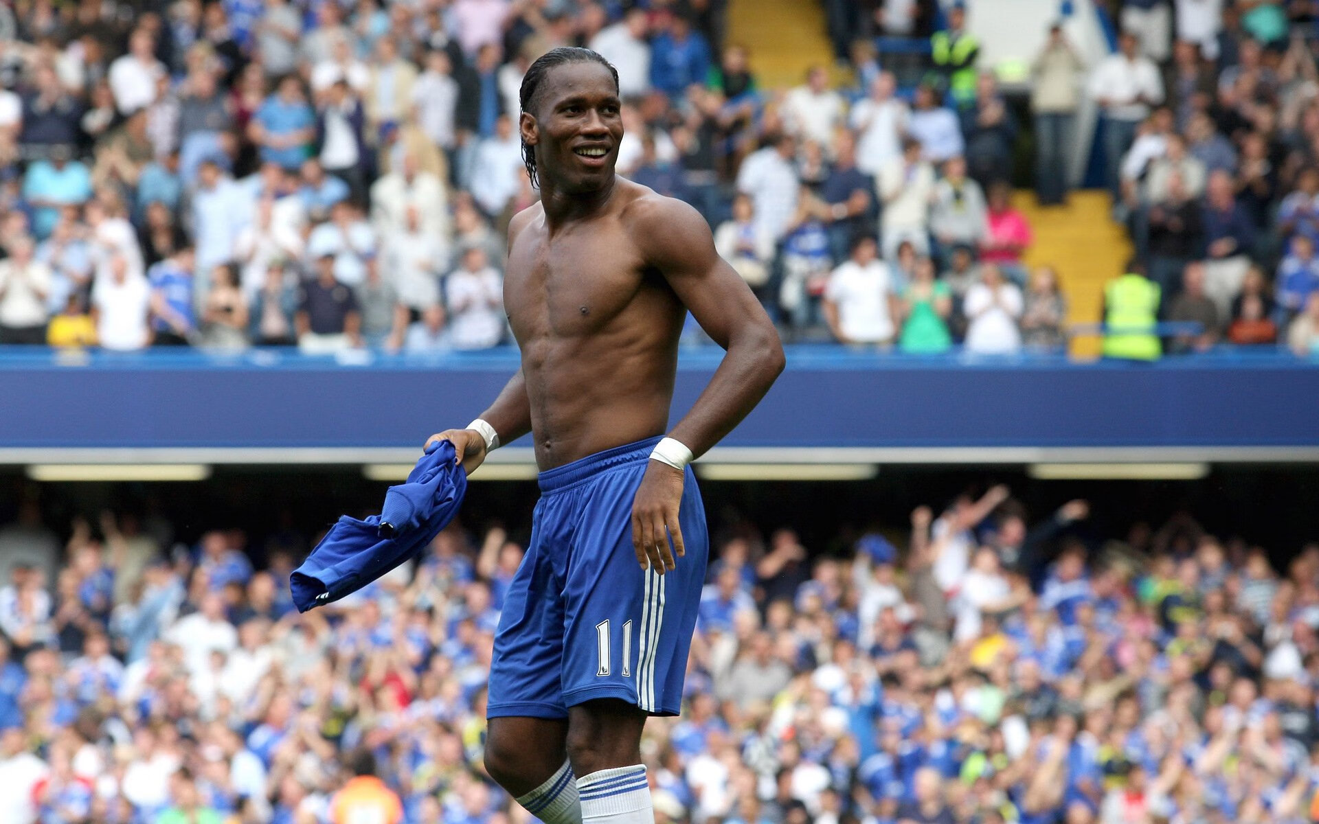 戈麦斯终场前爆发，日本新星绝杀书写米兰城不眠夜