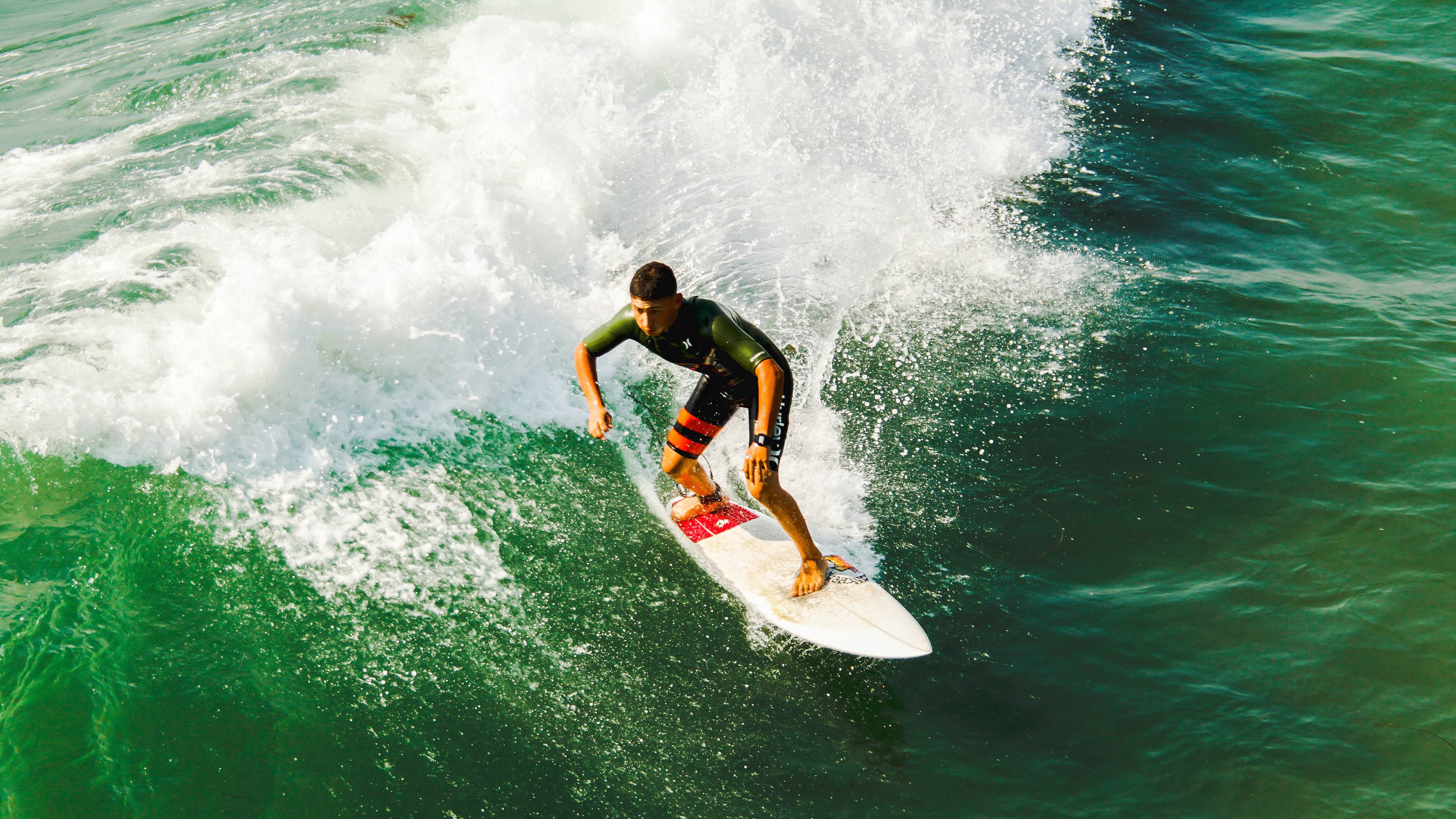 加维关键节点连续得分，佛罗伦萨决胜局带走皇马—一场改写格局的经典战役
